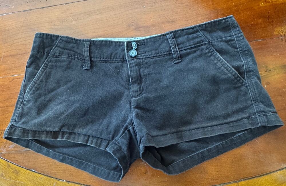 American Eagle Black Stretch Chino Micro Shorts Size 2 READ